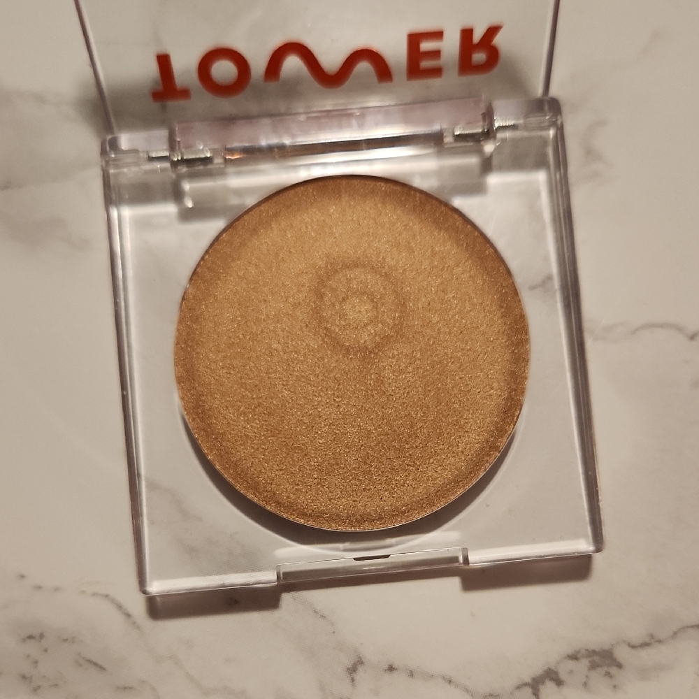 Tower 28 Bronzino Bronzer